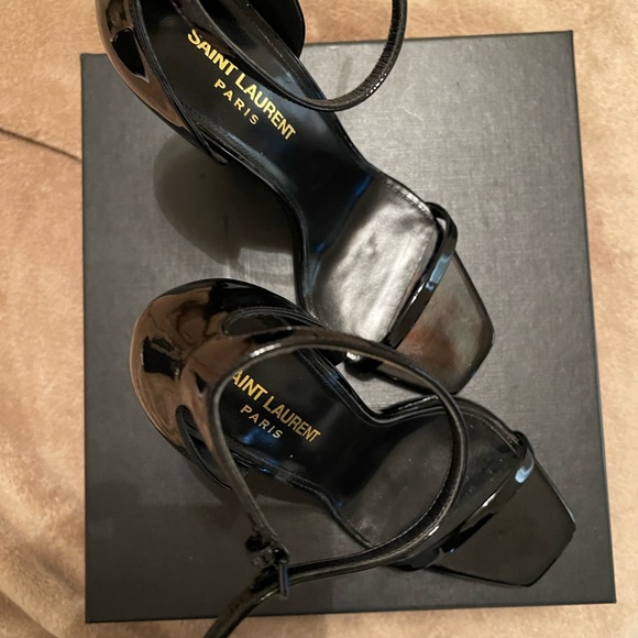 OPYUM SANDALS IN PATENT LEATHER WITH BLACK HEEL - Picture 3 of 4